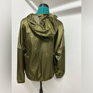 Offline by Aerie windbreaker M